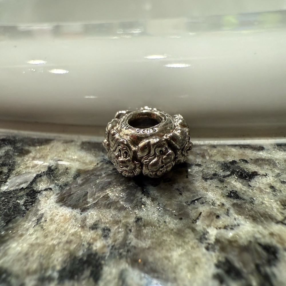 Pandora Seven Dwarves Charm